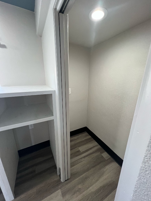 Building Photo - 3570 Pio Pico Dr