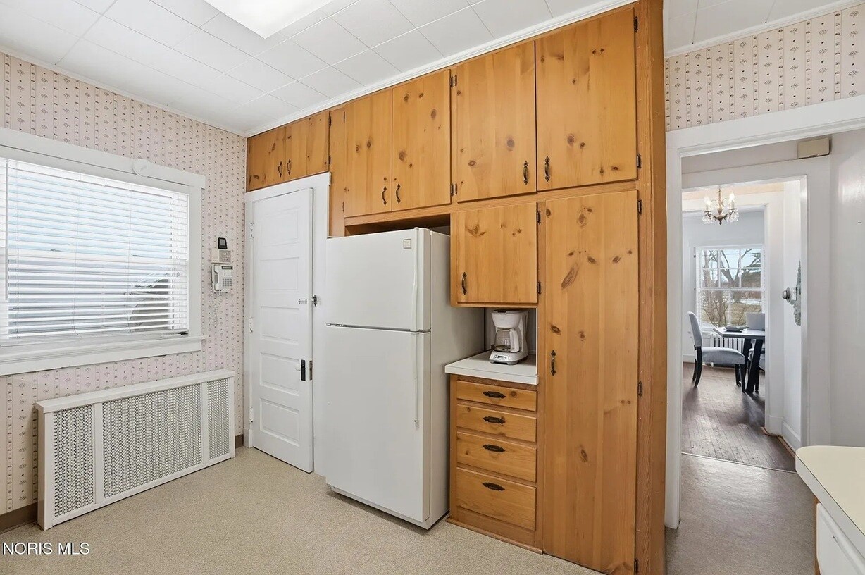 Building Photo - 3605 River Rd