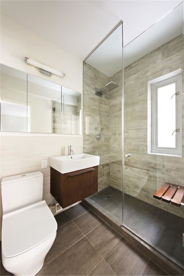 Building Photo - 35 East 35th Street