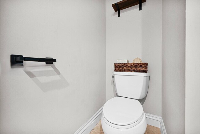 Building Photo - Southwest 111th Terrace, Miami, FL 33176 -...