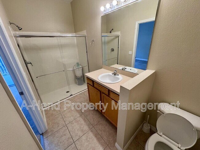 Building Photo - 1413 Retreat Cir