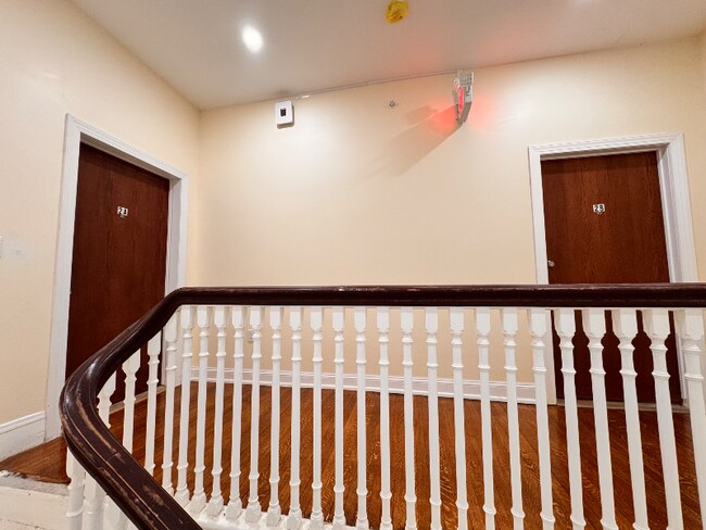 Building Photo - 630 Jefferson Ave