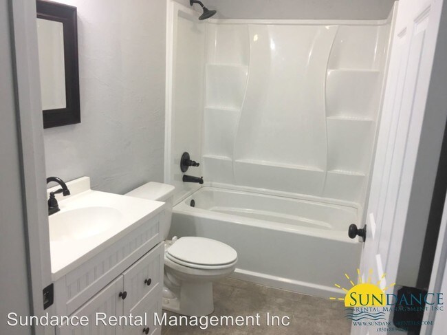 Building Photo - 100 Calhoun Ave