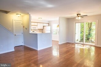 Building Photo - 111 Briarcliff Ct