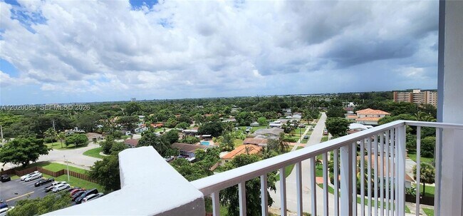 Building Photo - 1200 NE Miami Gardens Dr