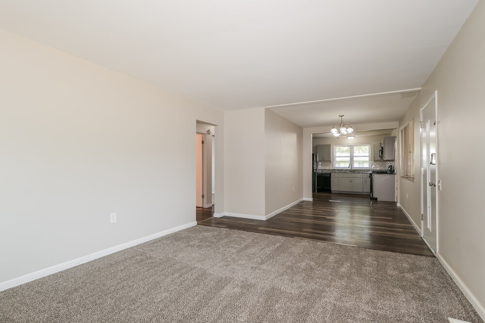 Building Photo - 1635 Trotterway Dr