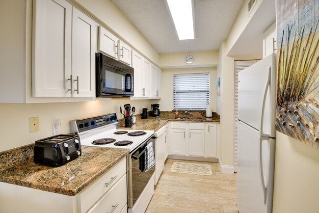 Building Photo - 51 Sand Dollar Dr