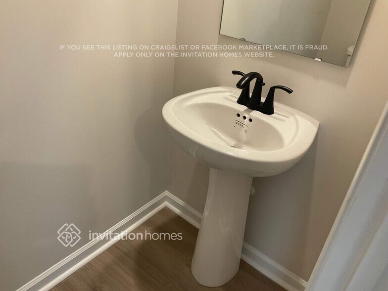 Building Photo - 3439 Saddlebred Dr