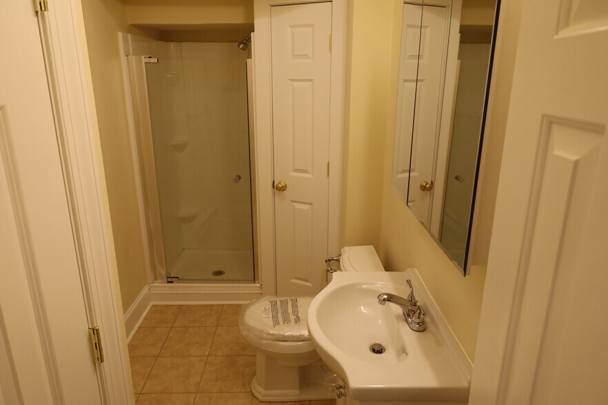 Building Photo - 105 Bethlehem Pike