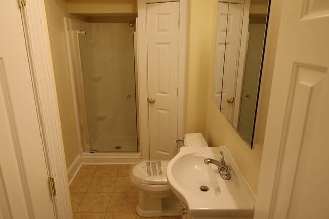 Building Photo - 105 Bethlehem Pike