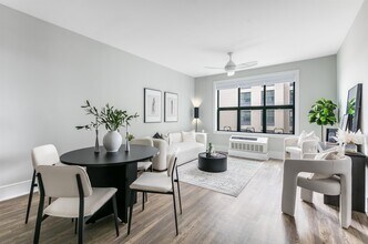 Building Photo - 32 Oakland Ave