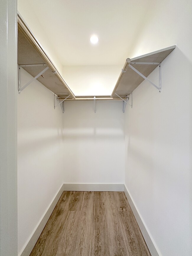 Building Photo - 108 Bosworth St