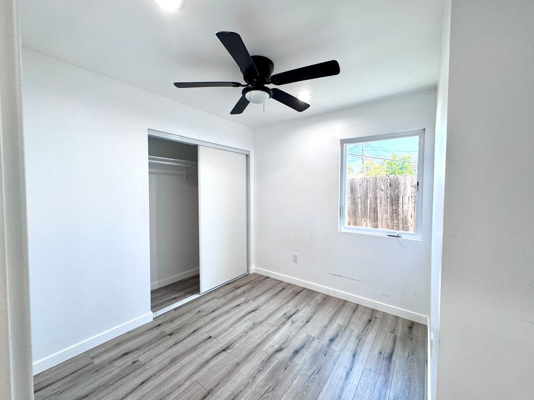 Building Photo - 841 1/2 West 64th Street