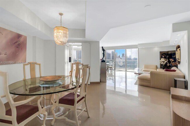 Building Photo - 19707 Turnberry Way