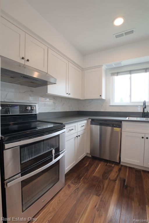 Building Photo - 1944 Klingensmith Rd