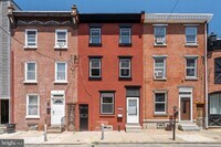 Building Photo - 7 E Oxford St