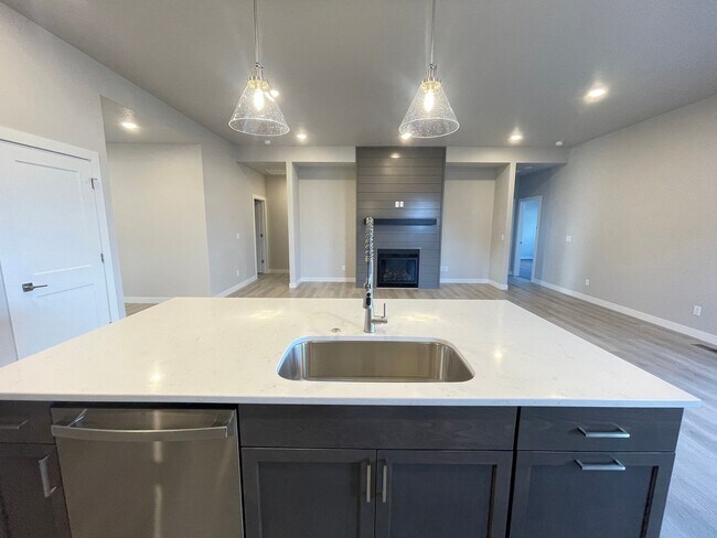 Building Photo - Brand New Coeur d'Alene Home