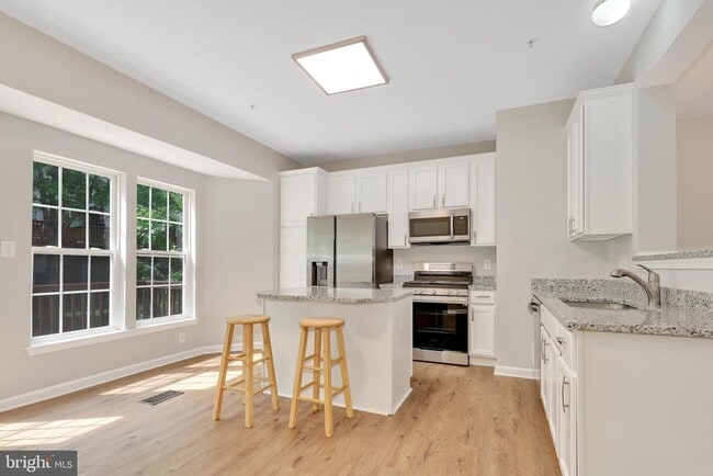 Building Photo - 13011 Cordelia Ct