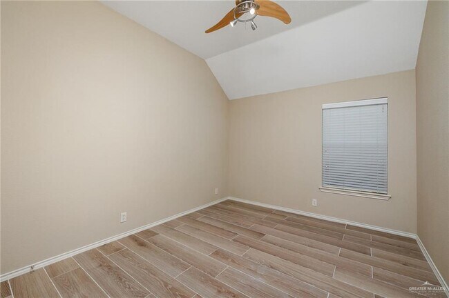 Building Photo - 3007 San Rafael St
