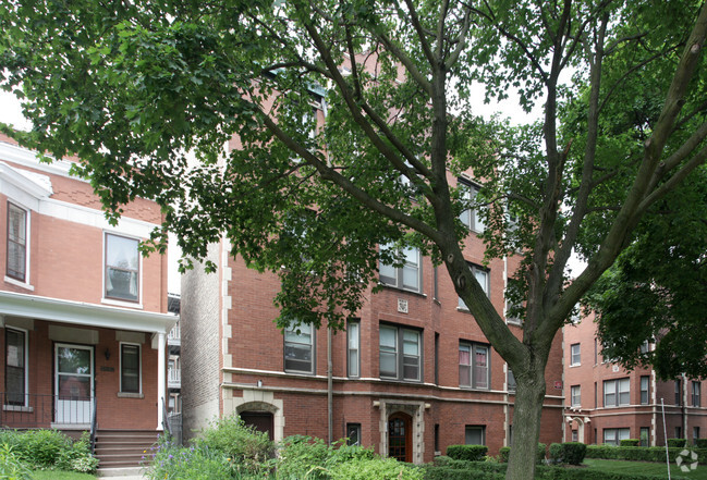 5434-5438 S Ridgewood - 5434-5438 S Ridgewood Ct