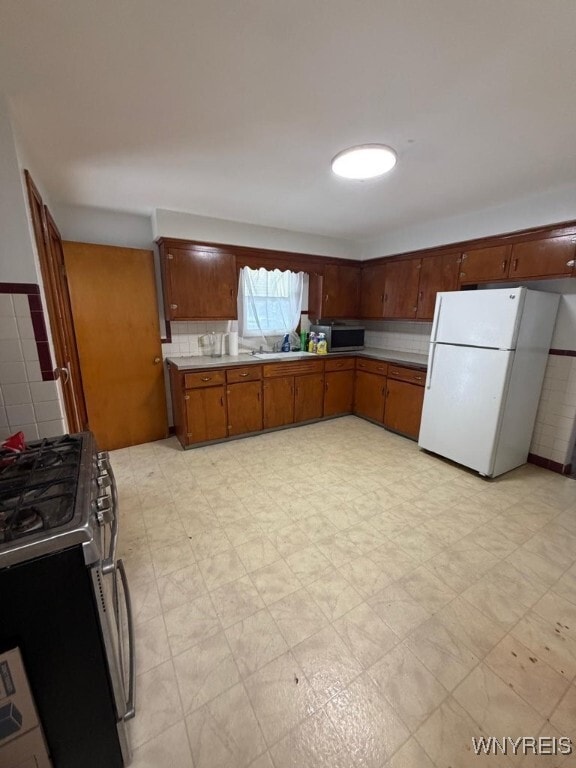 Building Photo - 1394 Walden Terrace