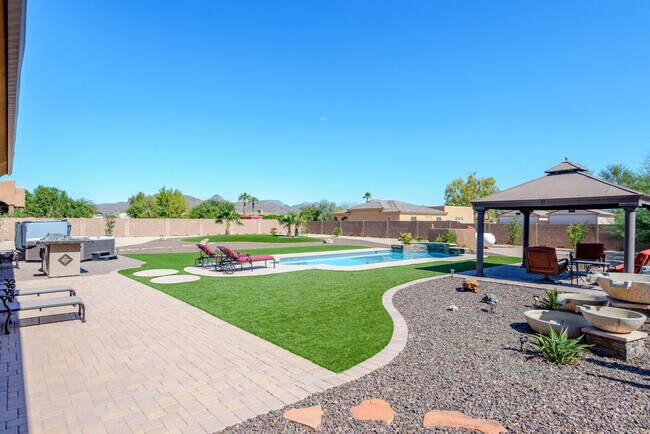 Building Photo - 37023 N 12th St