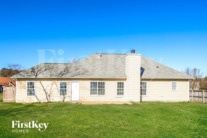 Building Photo - 120 Grayview Ct