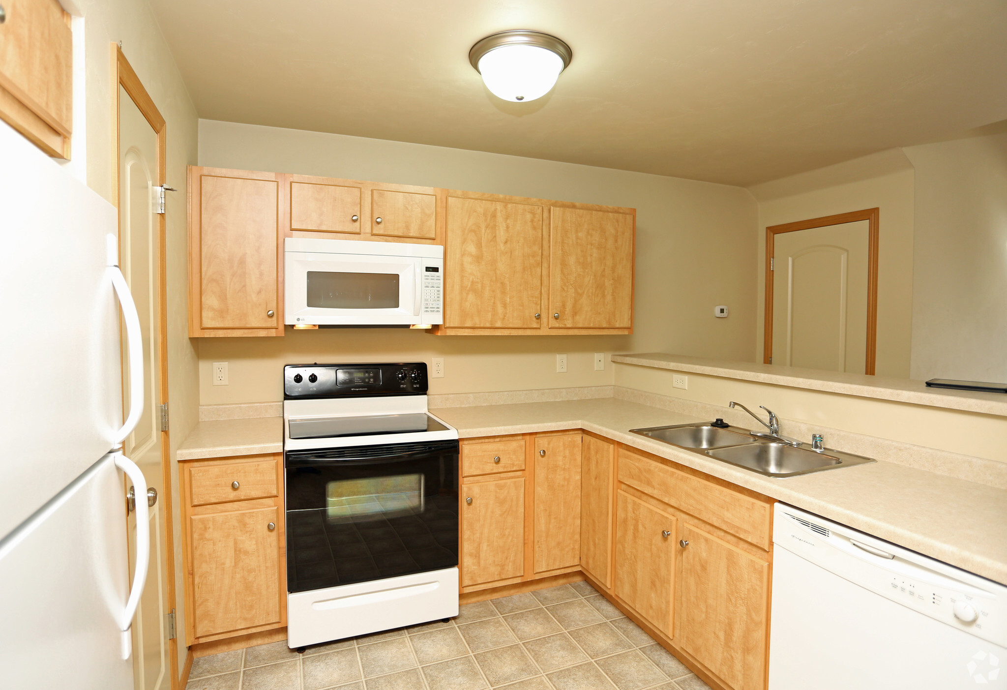 Kitchen - Waterford Heights