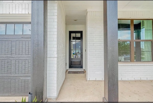 Building Photo - 15306 Spanish Ranchos Wy