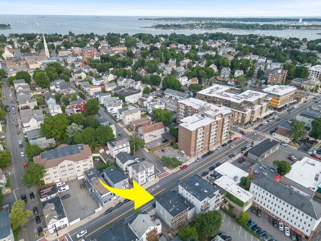 Building Photo - 248 Rantoul St