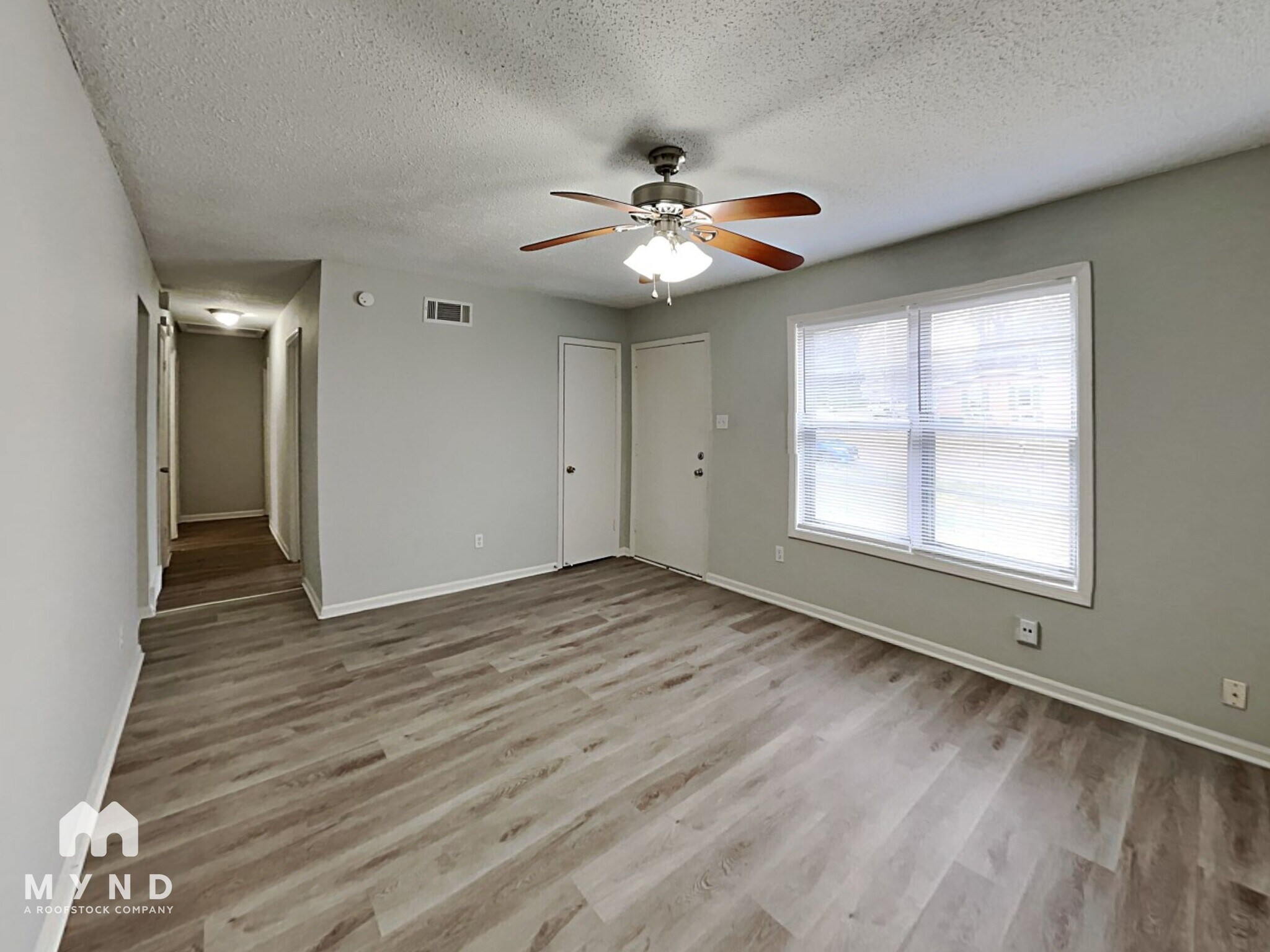 Building Photo - 2061 Coral Hills Dr