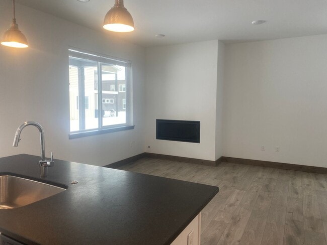 Building Photo - Abigail Lane Duplex