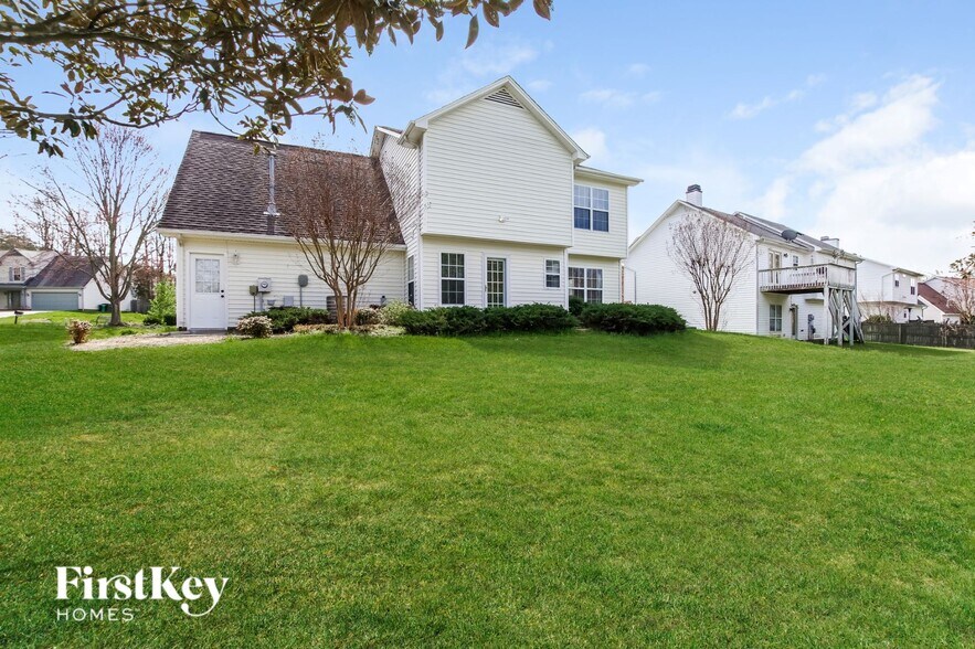 Building Photo - 1703 Glenn Meade Dr