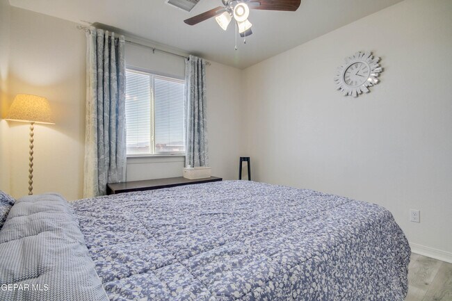 Building Photo - 14600 Christian Castle