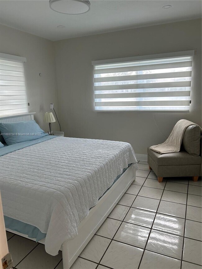 Building Photo - 2200 S Ocean Dr