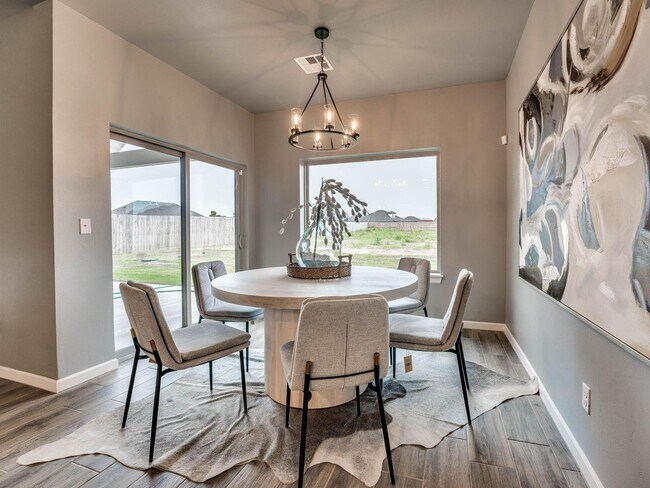 Building Photo - 9617 Lake Gohar Dr