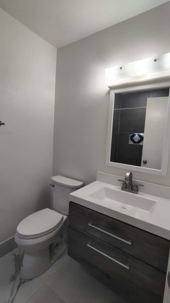 Building Photo - 2707 Lowson Blvd