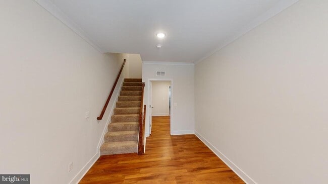 Primary Photo - 41967 Pickwick Ml Ter