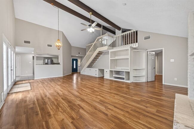 Building Photo - 12811 Ashford Meadow Dr