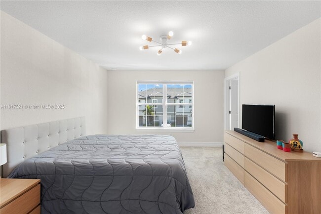 Building Photo - 2917 Olivia Ave