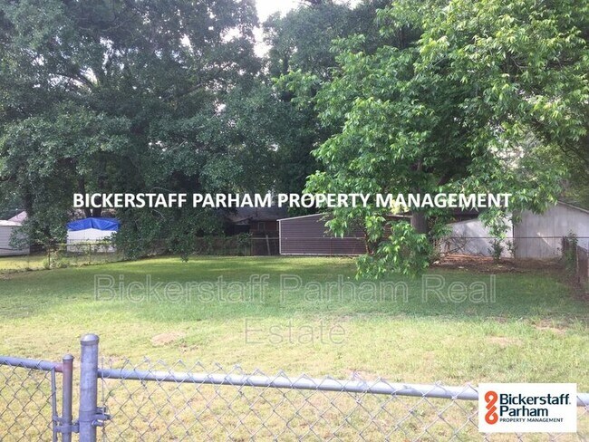 Building Photo - 3053 Blan St