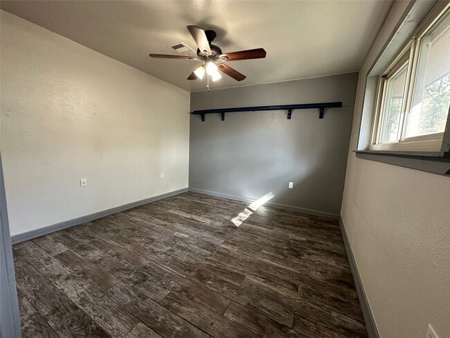 Building Photo - 22450 Oakley Rd