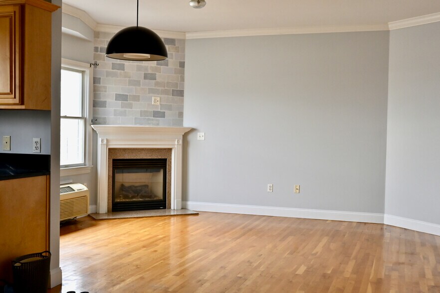 Living Room - 301 68th St