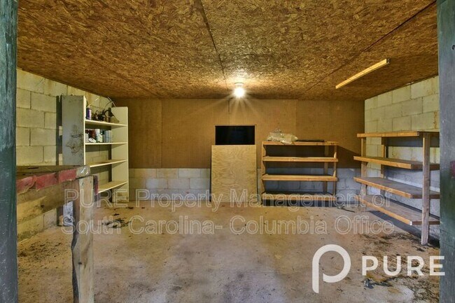 Building Photo - 301 Harbor Heights Dr