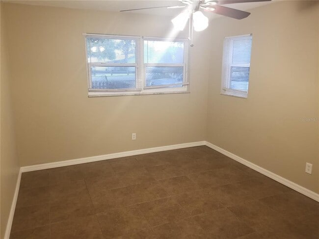 Building Photo - 7100 Dartmouth Ave N