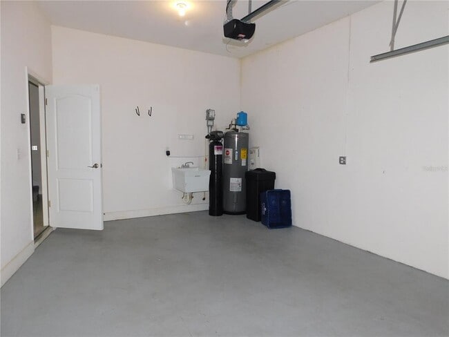 Building Photo - 3438 Primrose Way