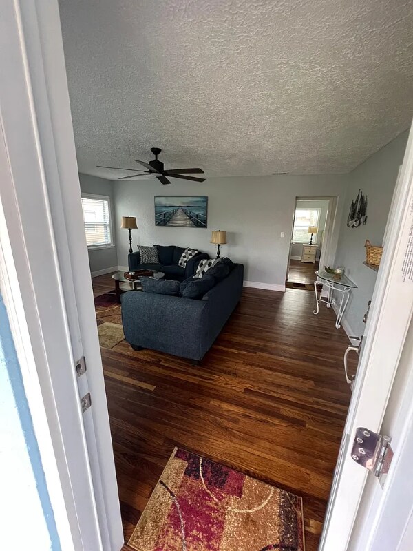 Building Photo - 420 Ribault Ave