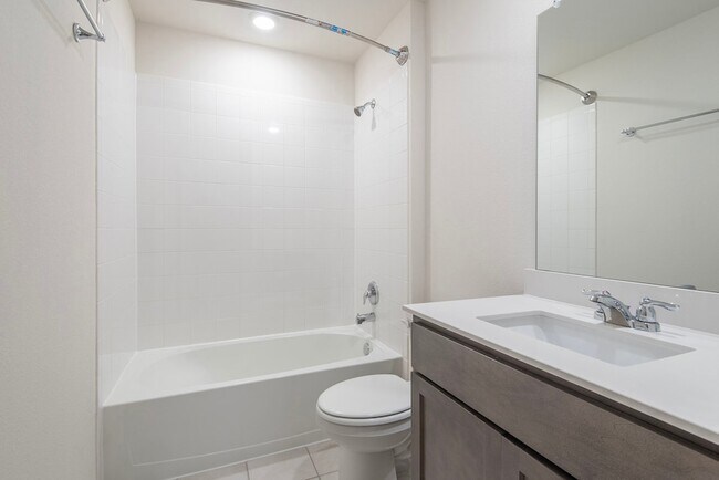 Building Photo - 709 Smokey Trail