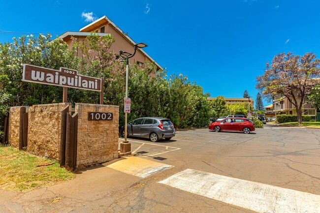 Building Photo - Oceanfront 1 Bed/1 Bath Fully Furnished Condo at Waipuilani!