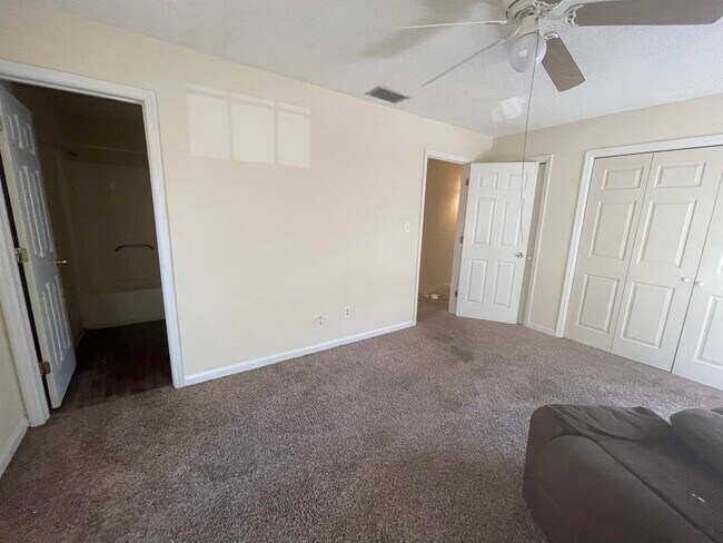 Building Photo - 2271 Green Timbers Trail